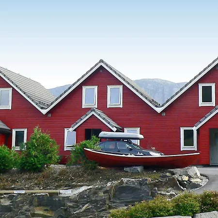 Four-bedroom In Sorbovag 1 Дом отдыха