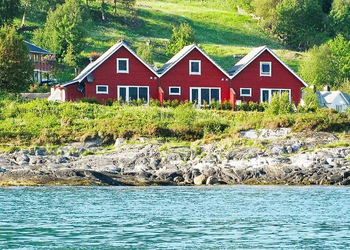 6 Person In Sorbovag-by Traum *